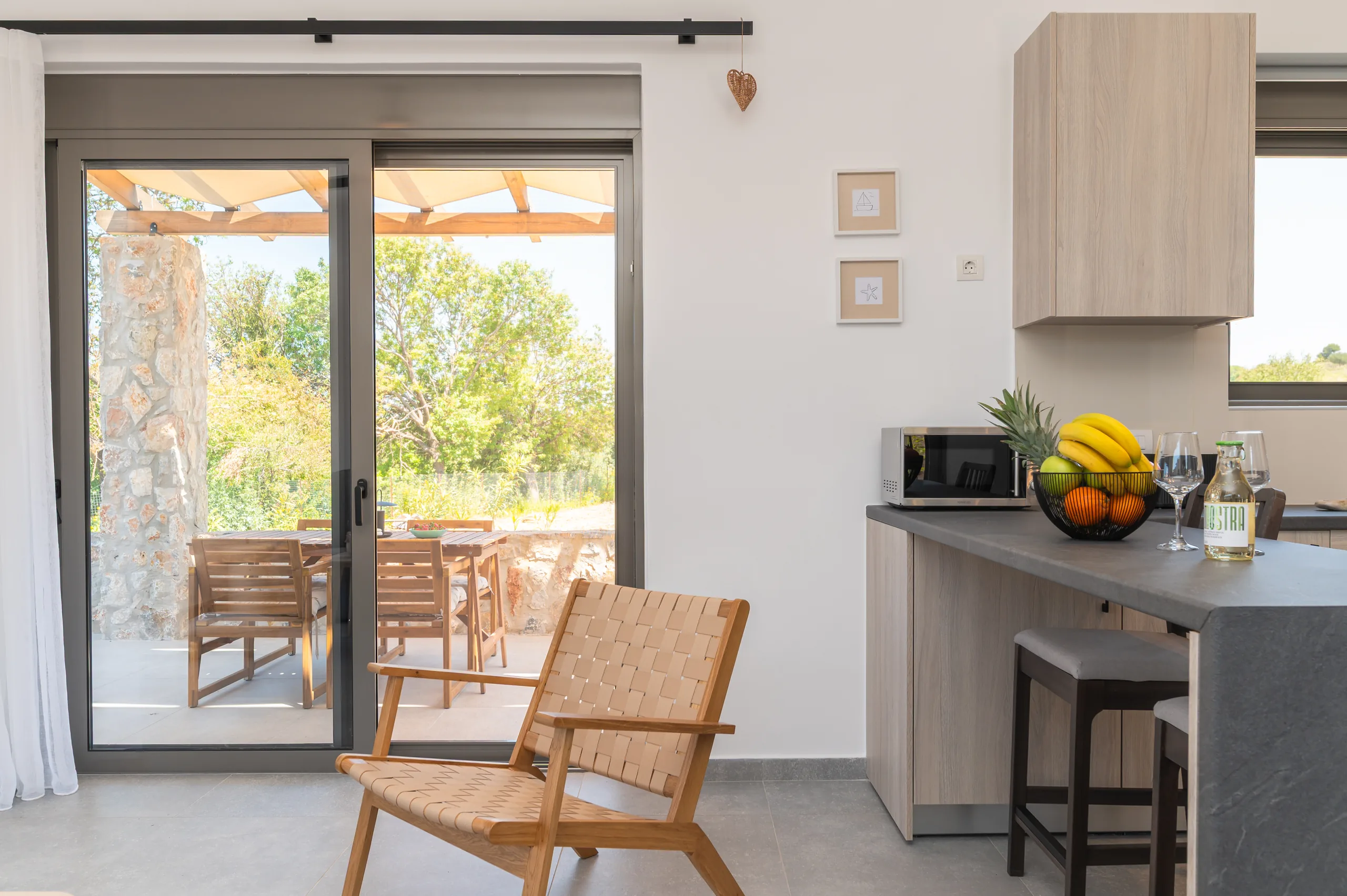 The Seaview Villa — 03