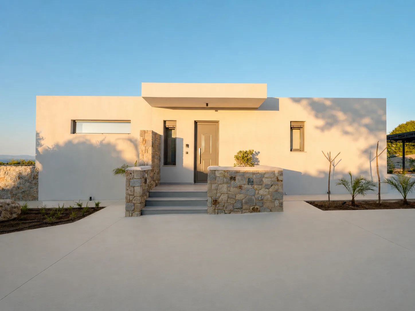 The Seaview Villa — exterior